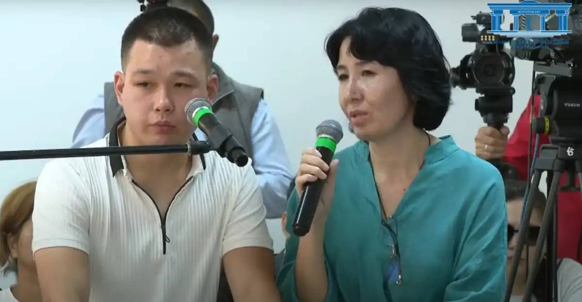 «2 дана оқ, кілт пен қан көрдім»: Шерзат Полаттың сотында куәгерден жауап алынды