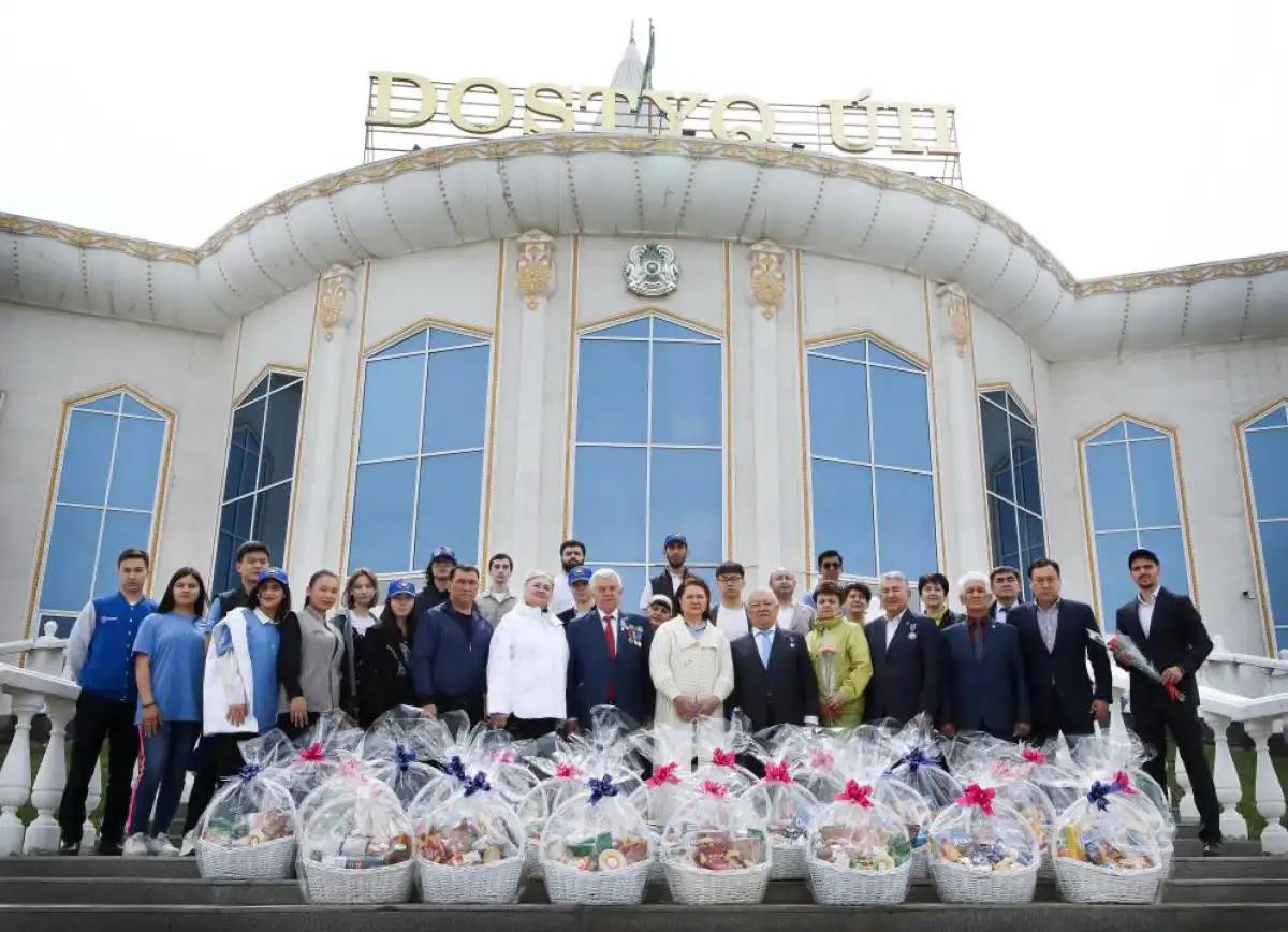 Достық үйінде Жеңіс күніне орай «Мейірімділік эстафетасы» акциясы өтті