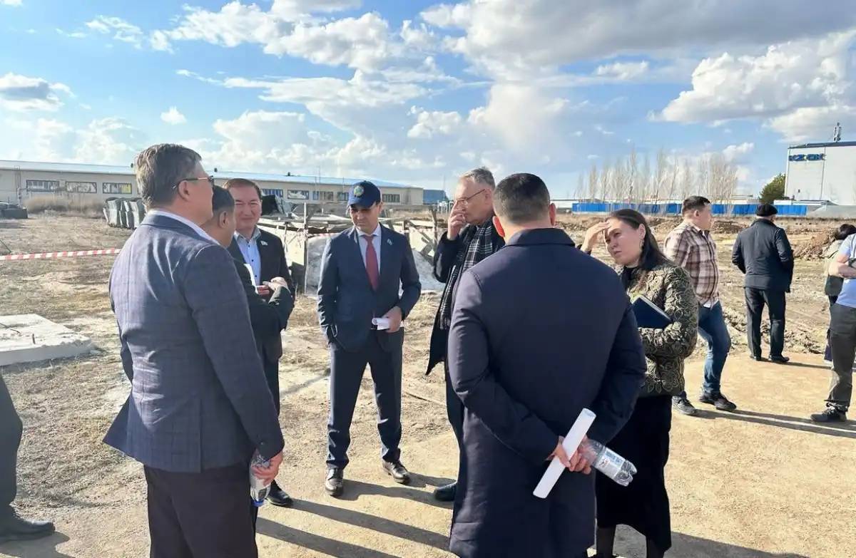 Мәслихат депутаттары МЖӘ жобаларының іске асырылуымен танысты