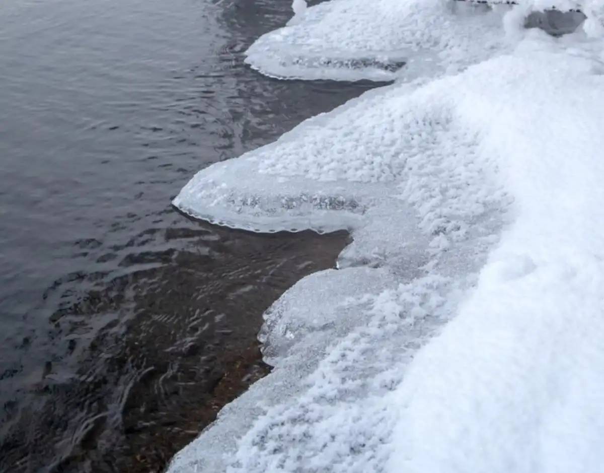 Ақмола облысындағы автожолда көлік қозғалысы шектелді