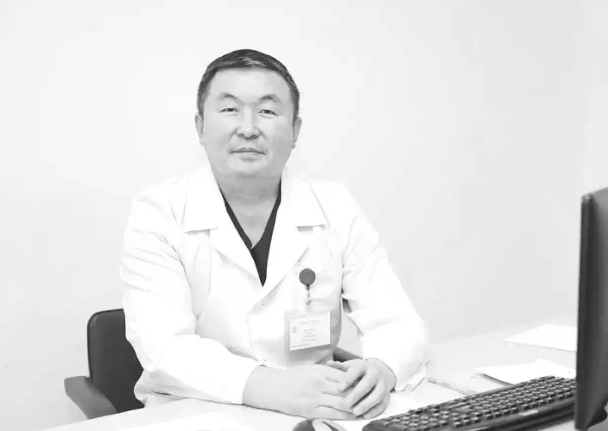 Астанада балалар нейрохирургі Серік Кизатуллин өмірден өтті