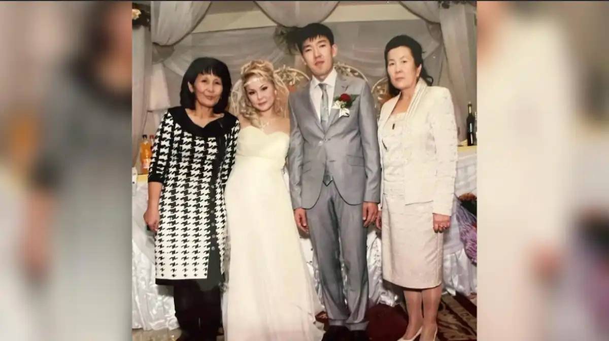 Танымал вайнер Мейіржан Төребаев үйленетінін анасына қалай айтты