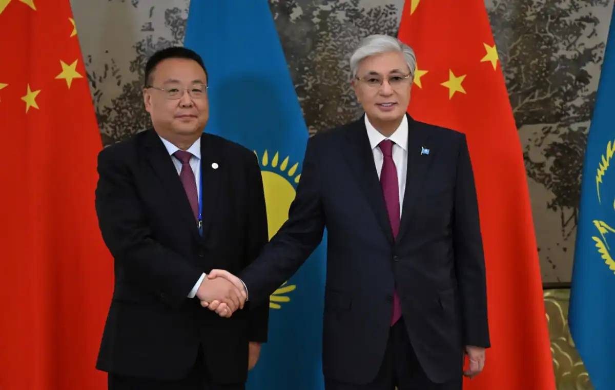 Президент Шэнь Яньфэнді Қытай атом өнеркәсібіне 70 жыл толуымен құттықтады