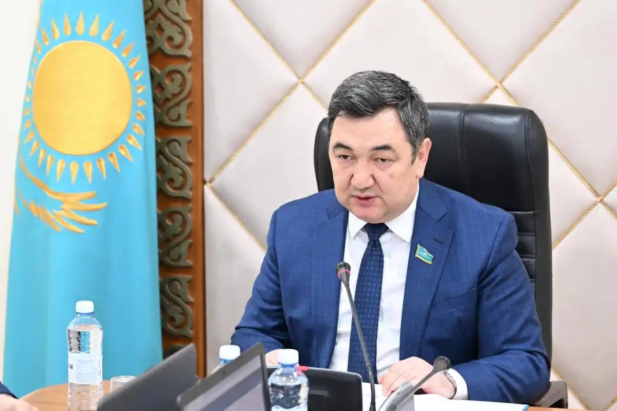 Дархан Қыдырәлі: “Қазақ тілі татулықтың, бірігудің тілі болуы тиіс”