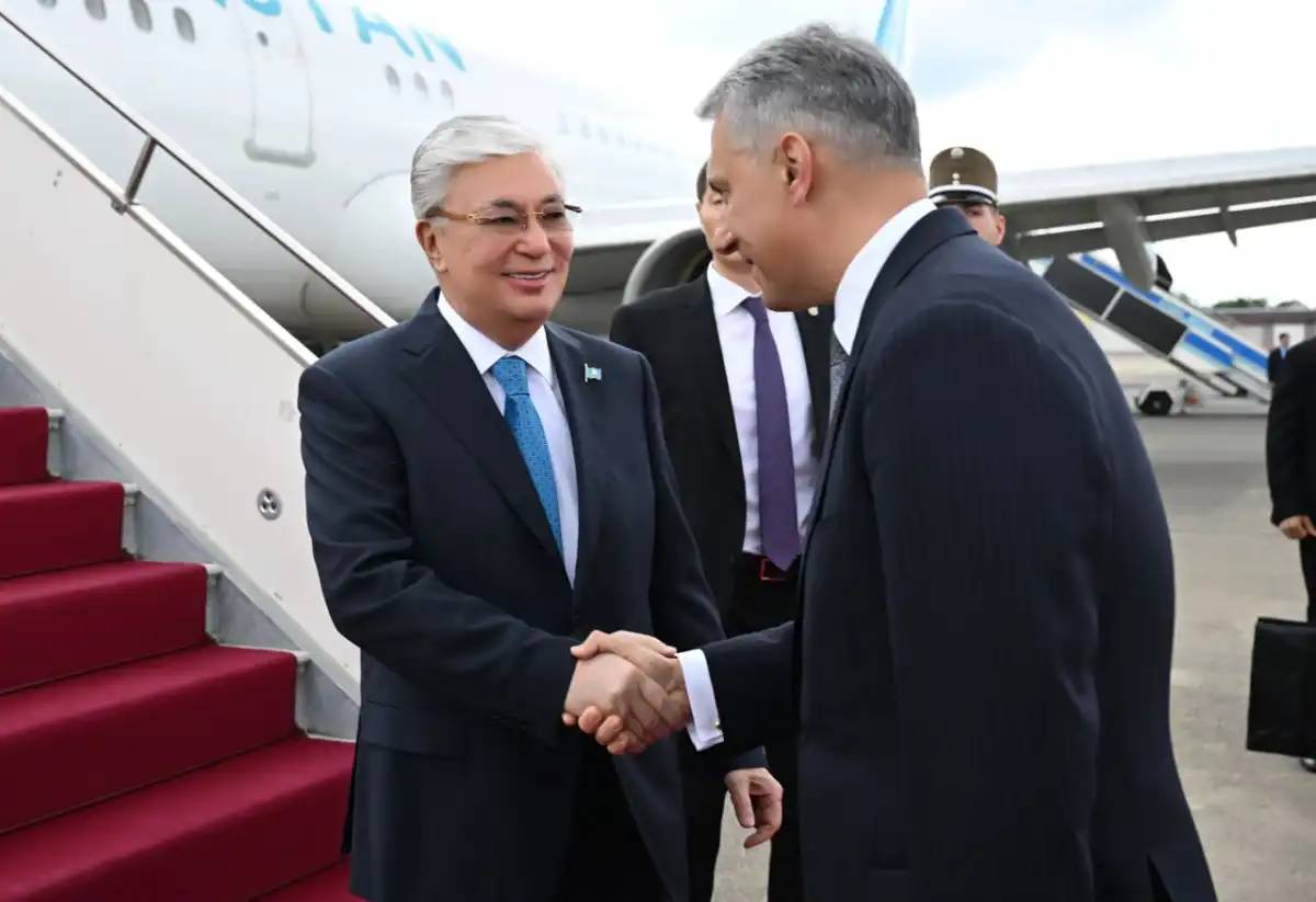 Президент Будапештке келді