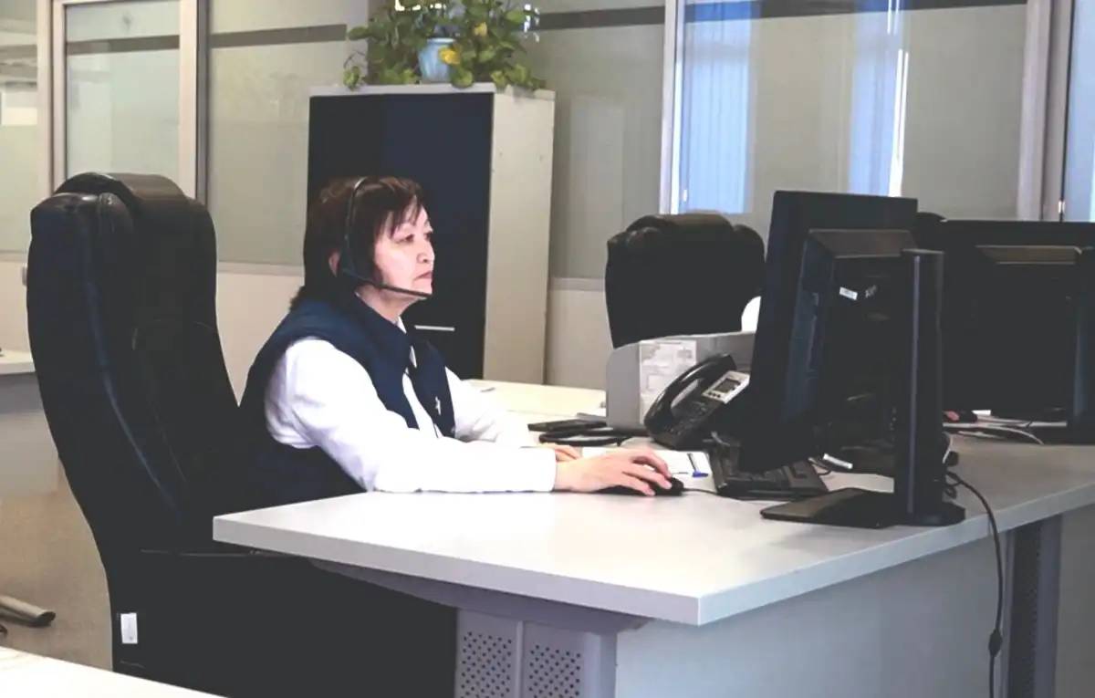 42 жыл қоғамдық көлік саласында: Астана тұрғыны Президент қолынан марапат алды