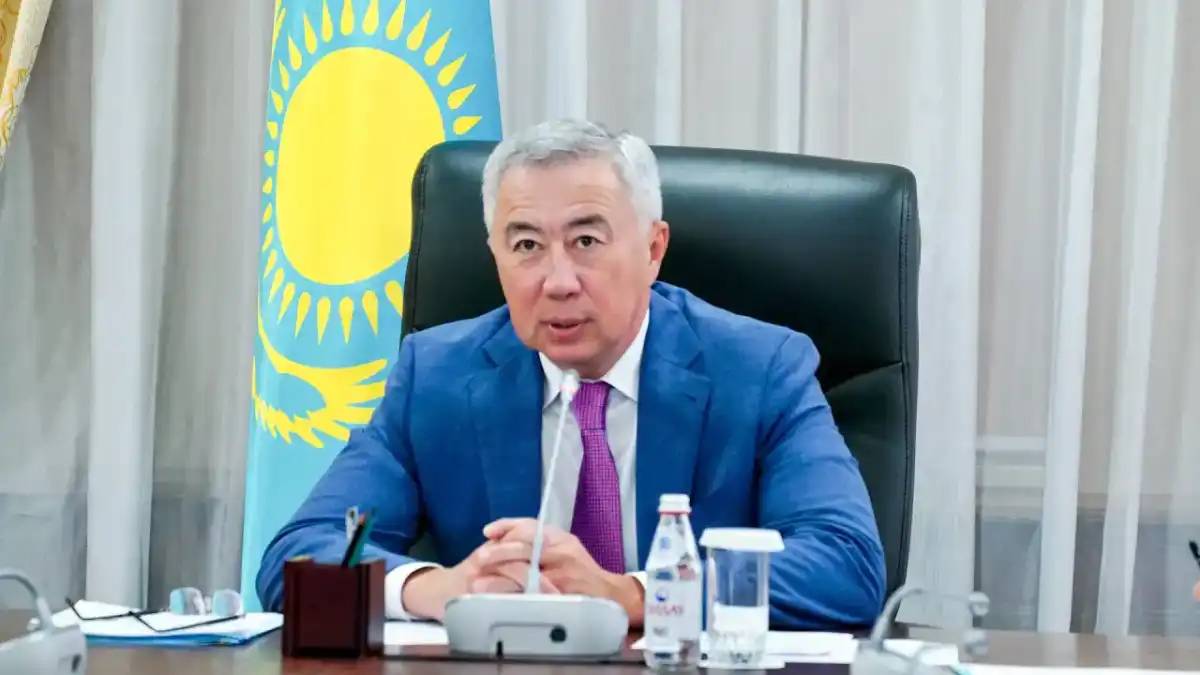 «Оны азайту үшін жолды қысқарту керек»: Жұманғарин Астанадағы кептелісті азайтуға қатысты жоспарын айтты