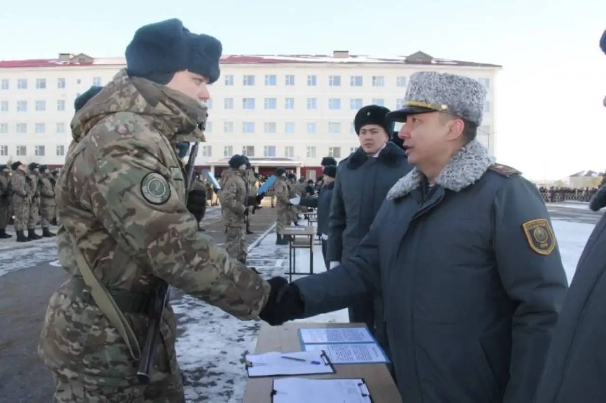 Елордада 700-ге жуық жас сарбаз ант берді