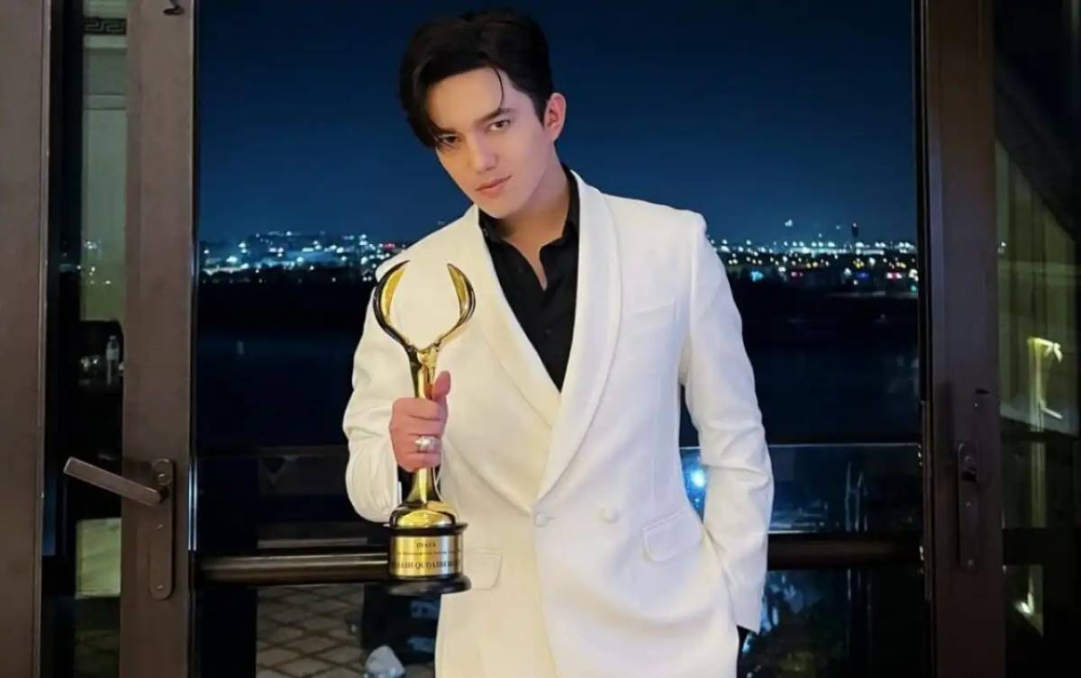 Димаш қазақтың бұлбұл әншісі Бибігүл Төлегеноваға тосынсый жасады