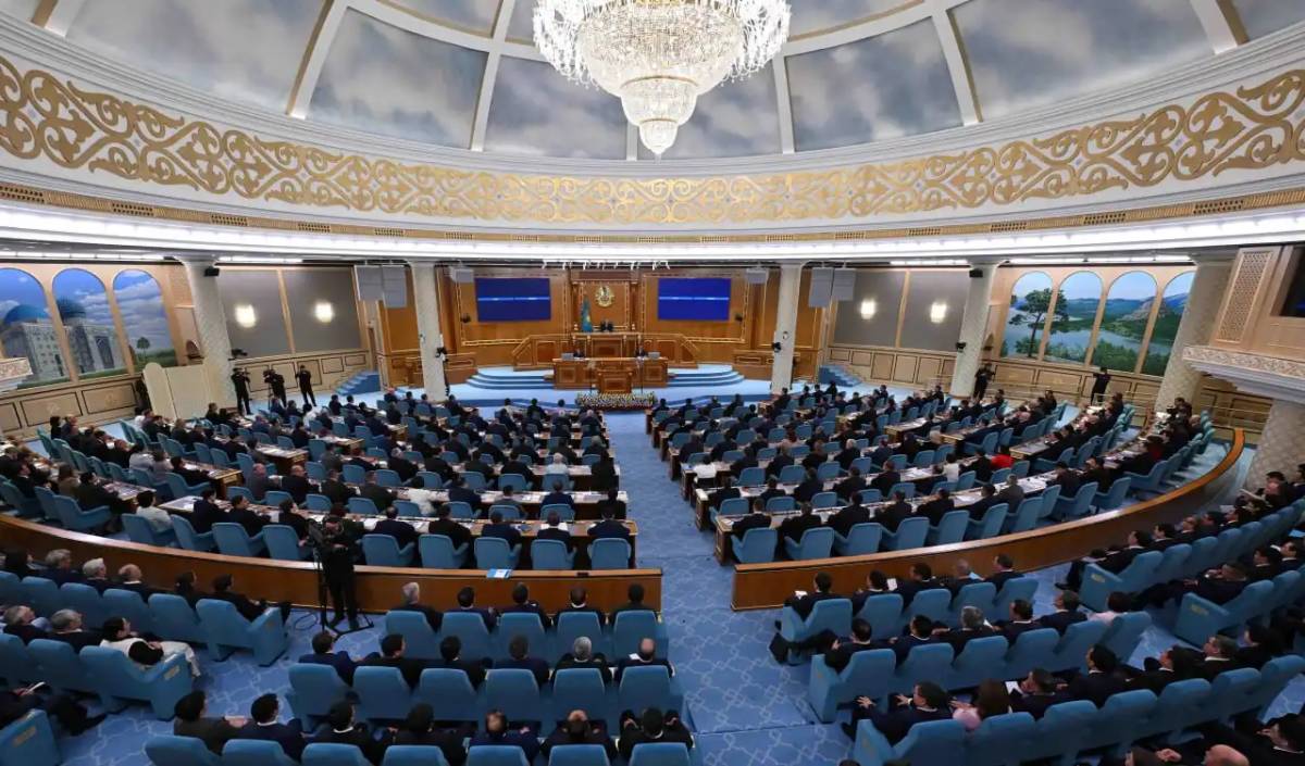 Мемлекет басшысының Қазақстан халқына Жолдауы басталды