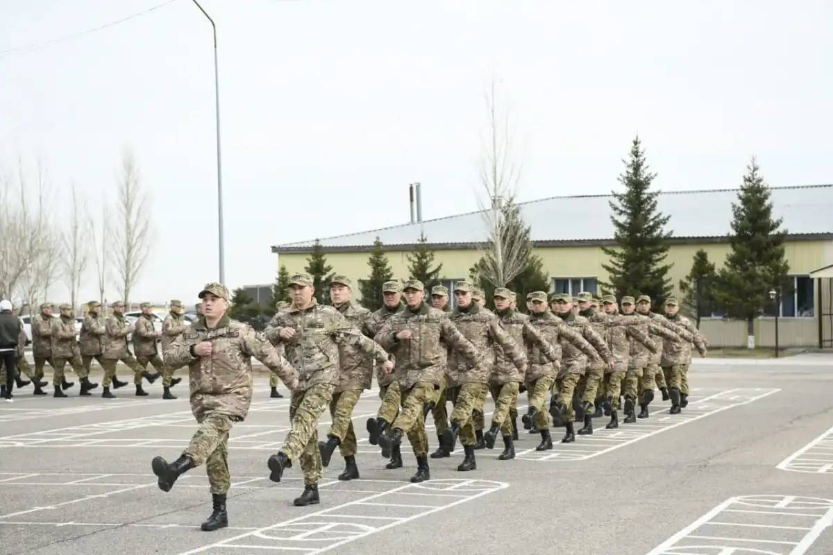 Күзгі әскерге шақыру науқаны жүріп жатыр: десант, арнайы бөлімшелерге кімдер аттанады