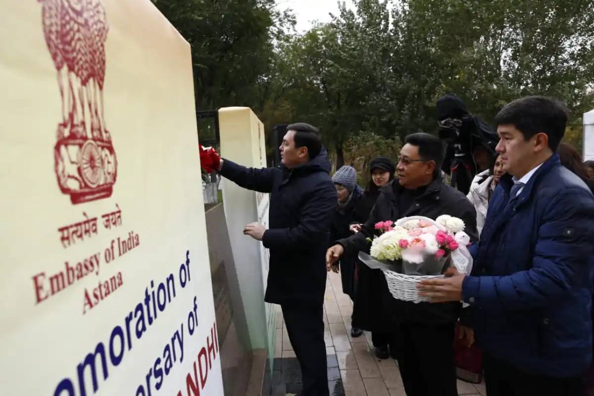 Астанада Махатма Гандидің 156 жылдығы аталып өтті