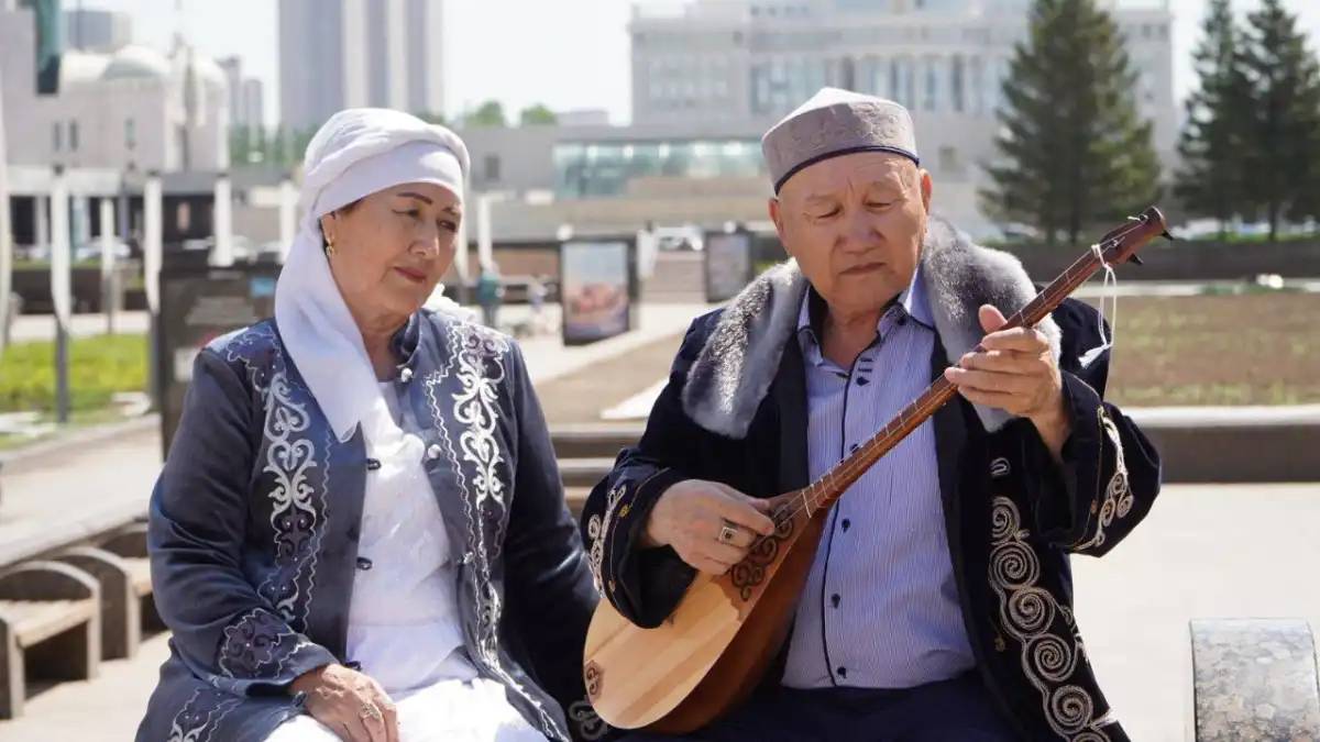 Астанада Белсенді ұзақ өмір сүру орталықтарында қарттар мерекесі атап өтіледі