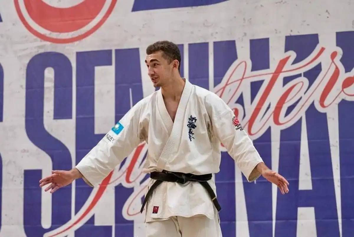 Астаналық каратэші Жапонияда тарихи жеңіске жетті