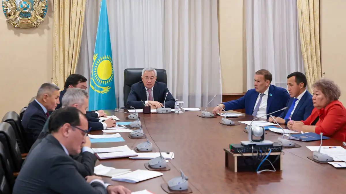 Үкіметте Қазақстан мен Ресей шекарасындағы кептеліс мәселесі талқыланды