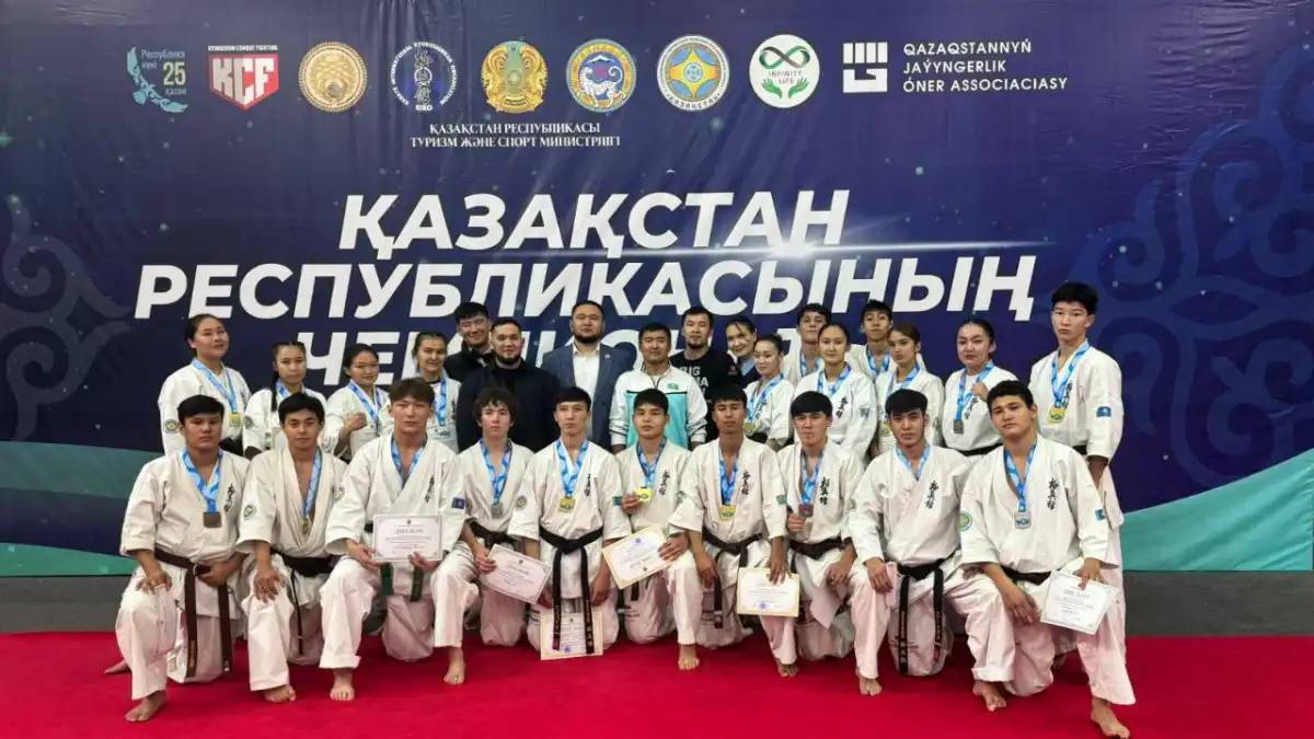 Елордалық каратэшілер ел біріншілігінде 15 алтын медаль еншіледі