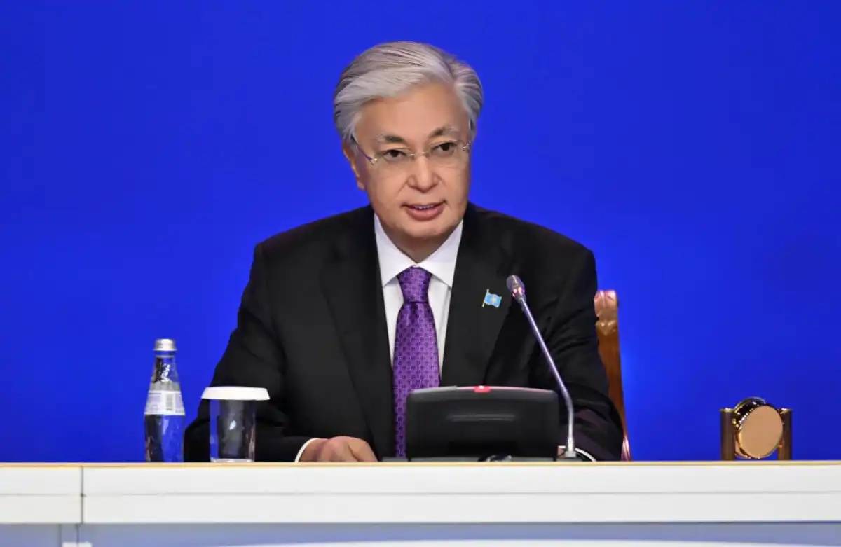 Президент цифрландыру ұлтымыздың менталитетіне оң әсерін тигізетінін айтты