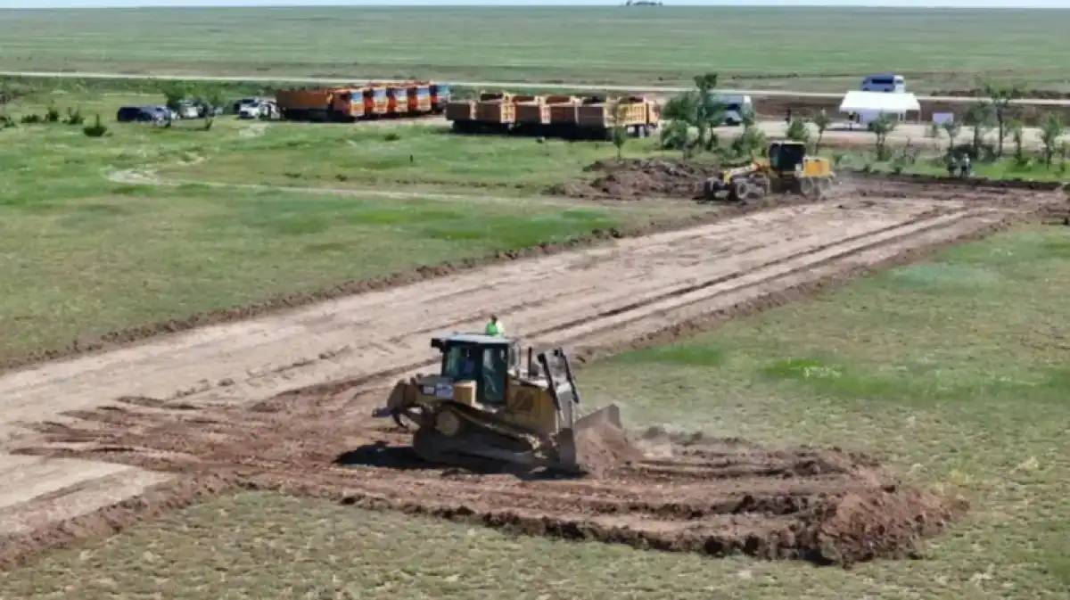 «Өңірлердің дамуына серпін береді»: «Астана – Ырғыз» автожолының құрылысы талқыланды