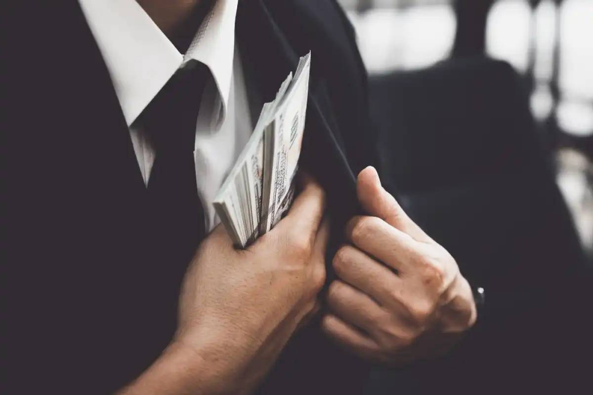 СҚО-да сот орындаушылар 133,5 млн теңге табысты жасырған