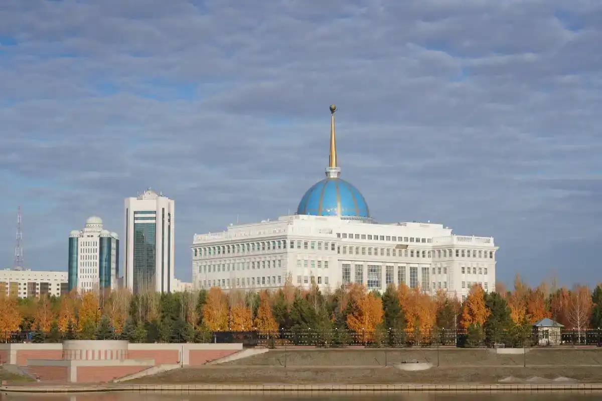 АҚШ Президентінің арнайы өкілі мен Мемлекеттік хатшысының бірінші орынбасары Ақордаға келді