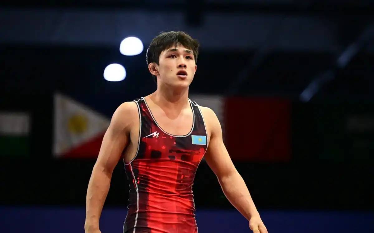 Жасөспірімдер Азиадасы: Қазақстан құрамасынан үш балуан финалға өтті