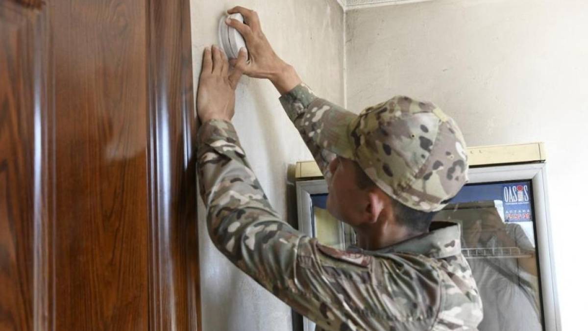 Астанада ТЖД мамандары жылыту маусымында тұрғындарға кеңес берді