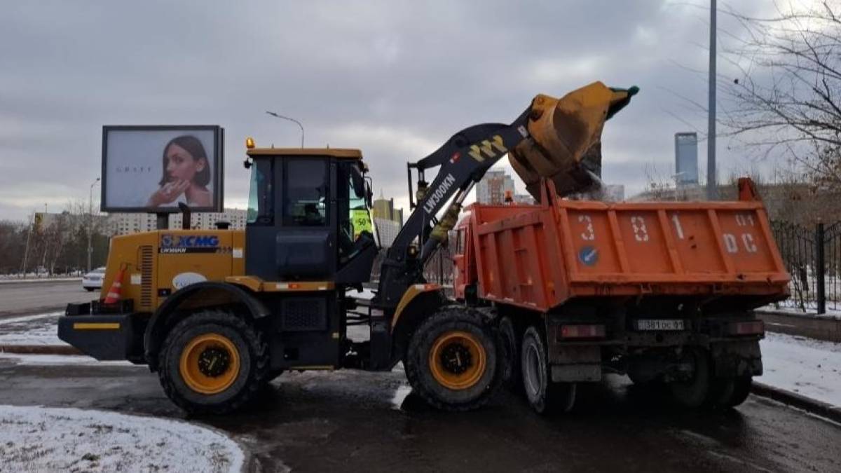 Елордадан 3000 текше метрден астам қар полигондарға шығарылды