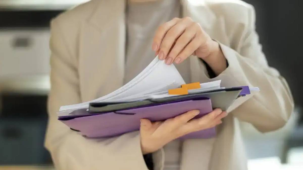 Аяғы ауыр әйелдердің атына заңсыз әлеуметтік төлемдерді рәсімдеген күдікті ұсталды