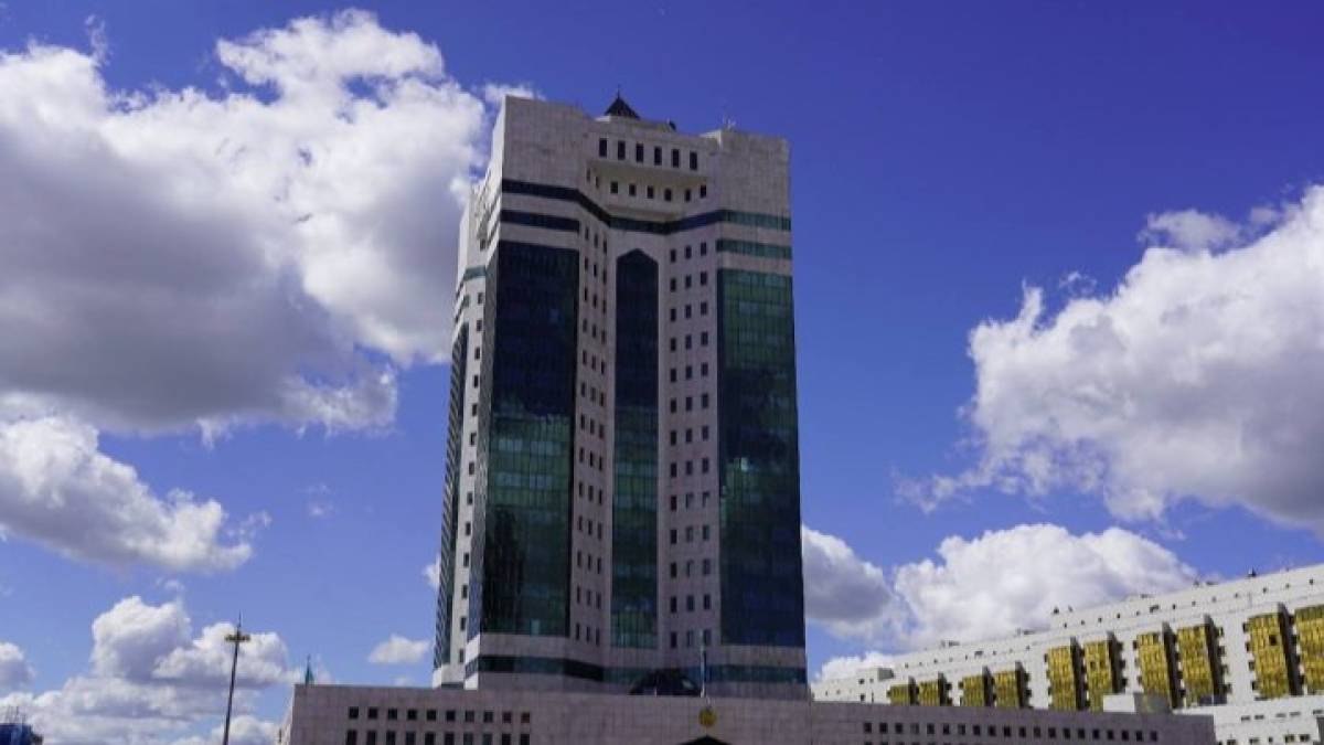 Үкімет халықты дәрі-дәрмекпен қамтамасыз ету жайын талқылайды