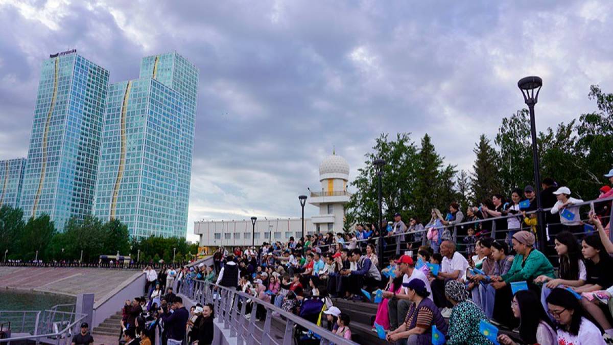 ҚСЗИ: Азаматтардың басым бөлігі елдің саяси бағыты мен тұрақтылығына сенеді