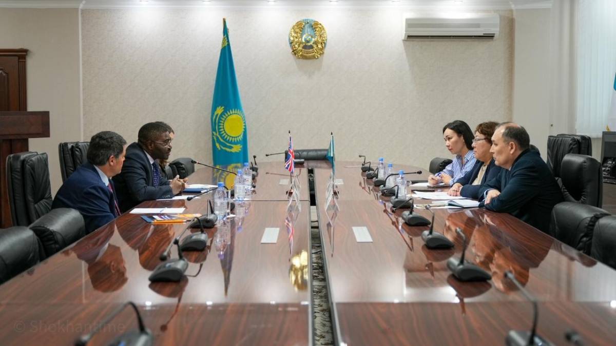 Шетелдік дипломаттарға ҚР Әділет министрлігінің қызметі таныстырылды