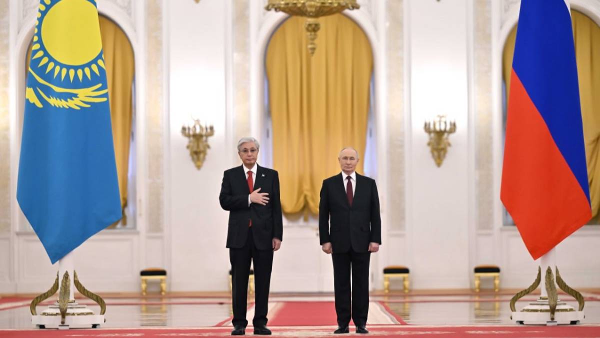 Путин Тоқаевты Мәскеуде ресми қарсы алды