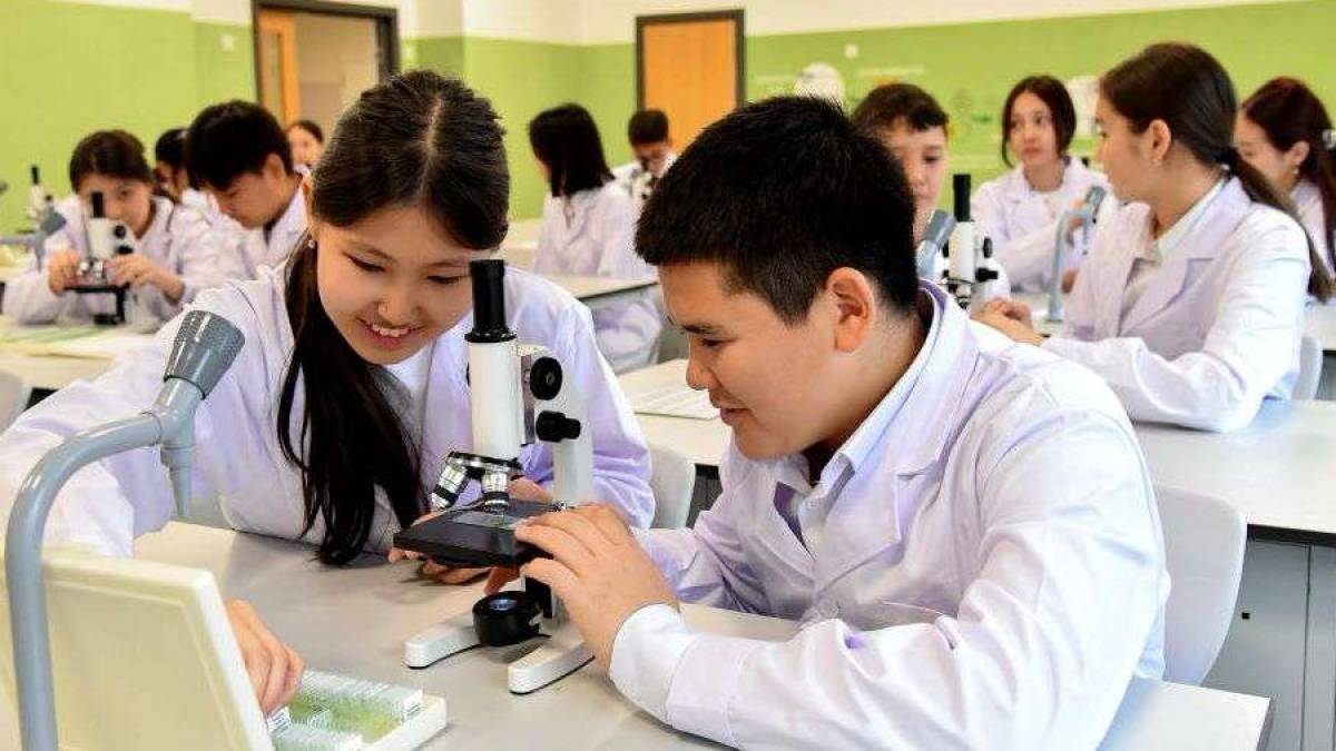 Білім ордасы «Келешек мектеп» қағидаттарына сай салынған – астаналық мектеп директоры