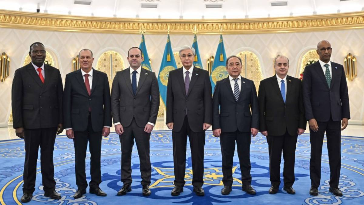 Президент бірқатар мемлекеттің елшілерінен сенім грамоталарын қабылдады