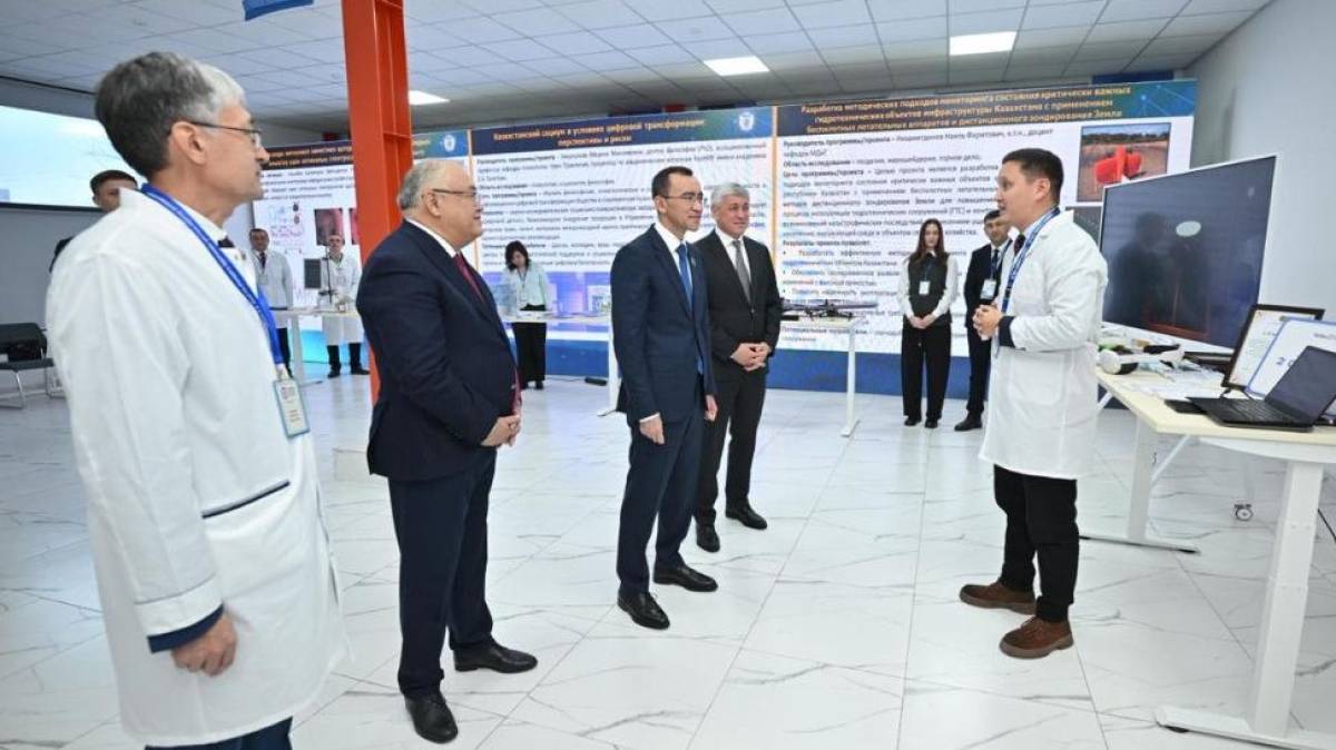 Мәулен Әшімбаев Buketov university ғылыми әлеуетімен танысты