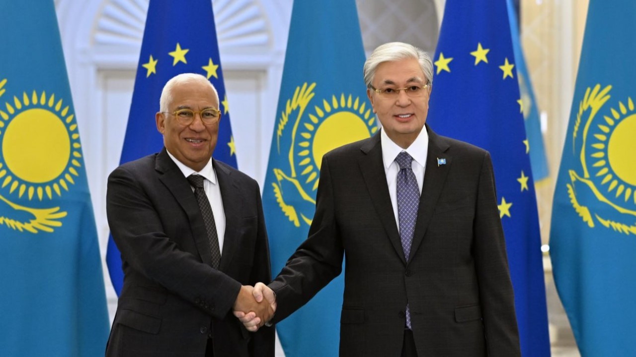 Тоқаев Ақордада Еуропалық Кеңес Президентін қарсы алды